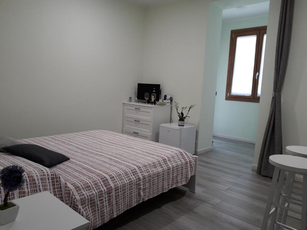 Hotel Casa Liberty à Mandello del Lario Extérieur photo